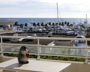 Standing vue mer entre Cannes et Antibes